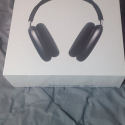 NEW APPLE BLACK AIRPODS MAXES