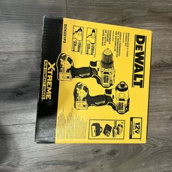 DEWALT  XTREME 2-Tool 12-Volt Max Brushless Power Tool Combo Kit with Soft Case (2-Batteries and charger Included)