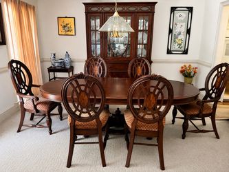 Formal Mahogany Dining Table with 8 Chairs