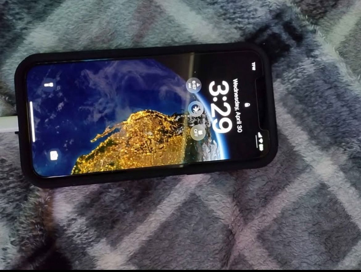 iPhone 12