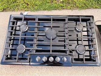 Gas cooktop 36”
