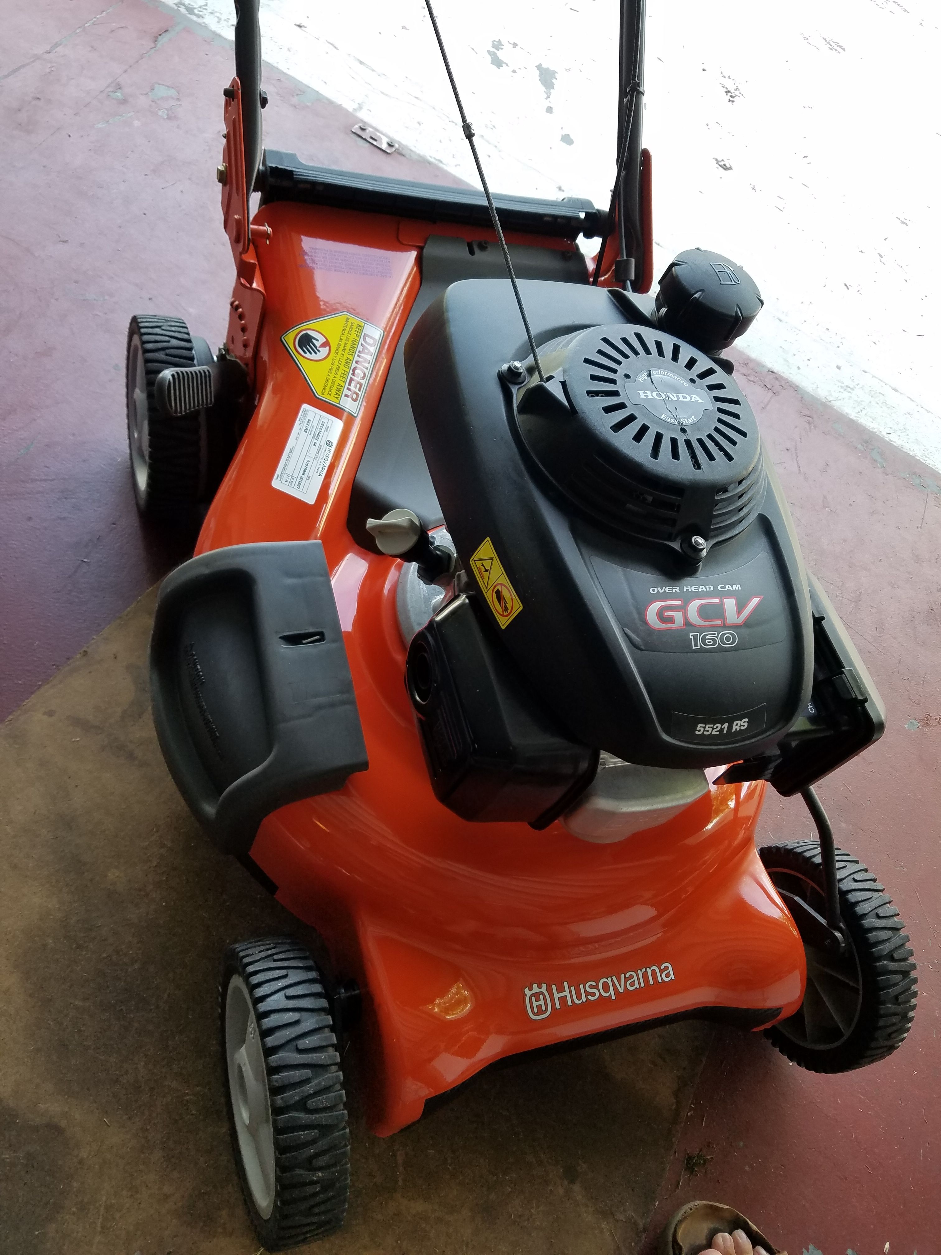 Husqvarna Honda GSV 160 lawn mower
