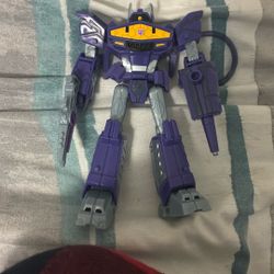 Transformers Earthspark Deluxe Class Shockwave 