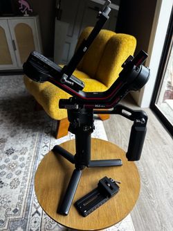 DJI RS3 Pro 3 Axis Gimbal Stabilizer