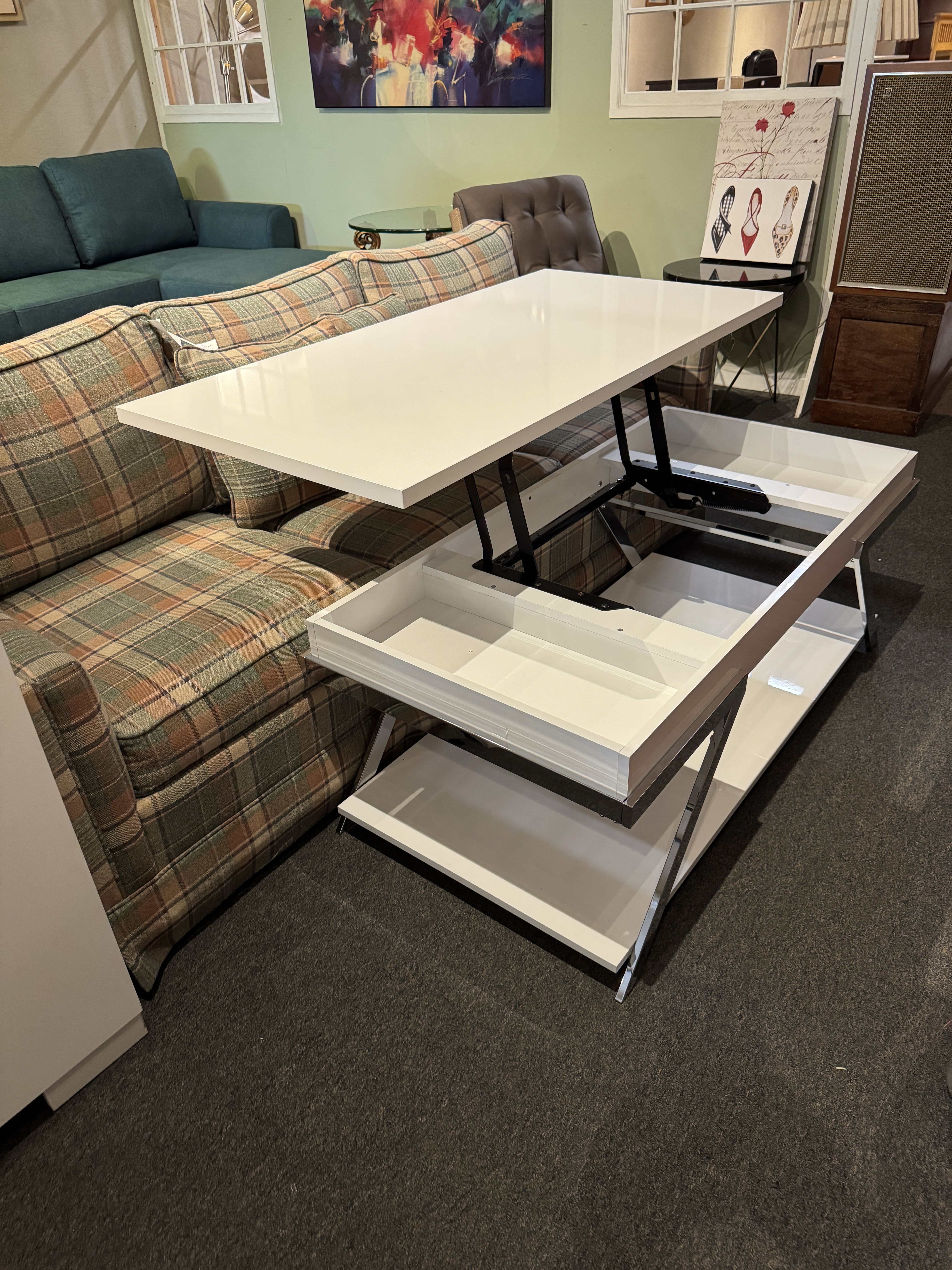 Lift Top Coffee Table info in Description