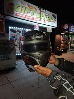 Motorcycle helmet