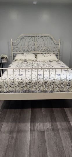 Queen size bed with frame