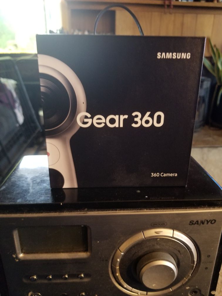 Samsung Gear 360 Camera - New