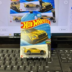 2018 Bentley Continental GT3 Hot Wheels