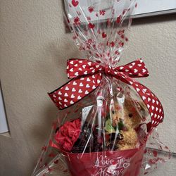 Valentines Day Basket $15 