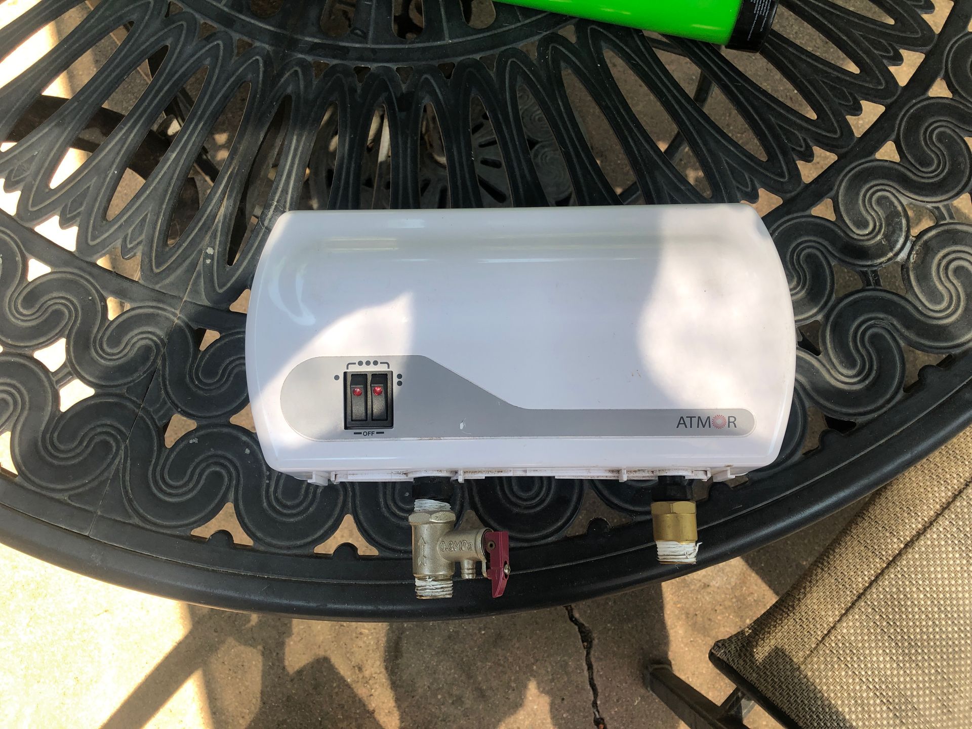 Tankless electric water heater