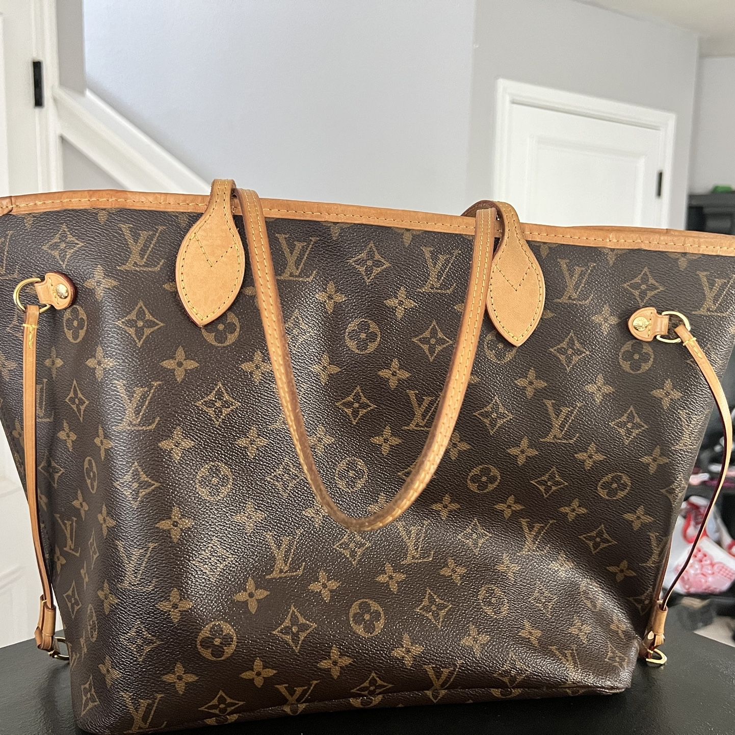 LV BAGS for Sale in Manor, TX - OfferUp