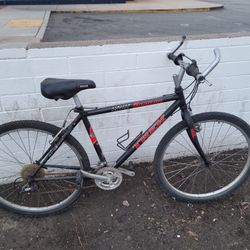 Trek Snap On Limited Edition 18 In Frame 21 Speed 26 In Wheels Quick Release 