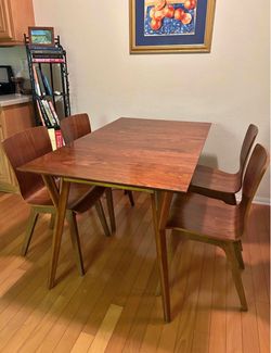 Mid Century Modern West Elm Dining table