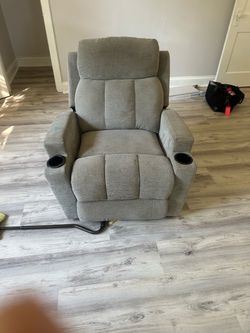 Free Reclining chair