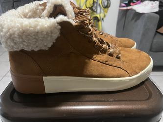Time And True Women’s Kaia Size 10