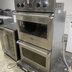 Double oven Viking stainless steel new