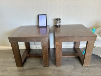 2 End Tables