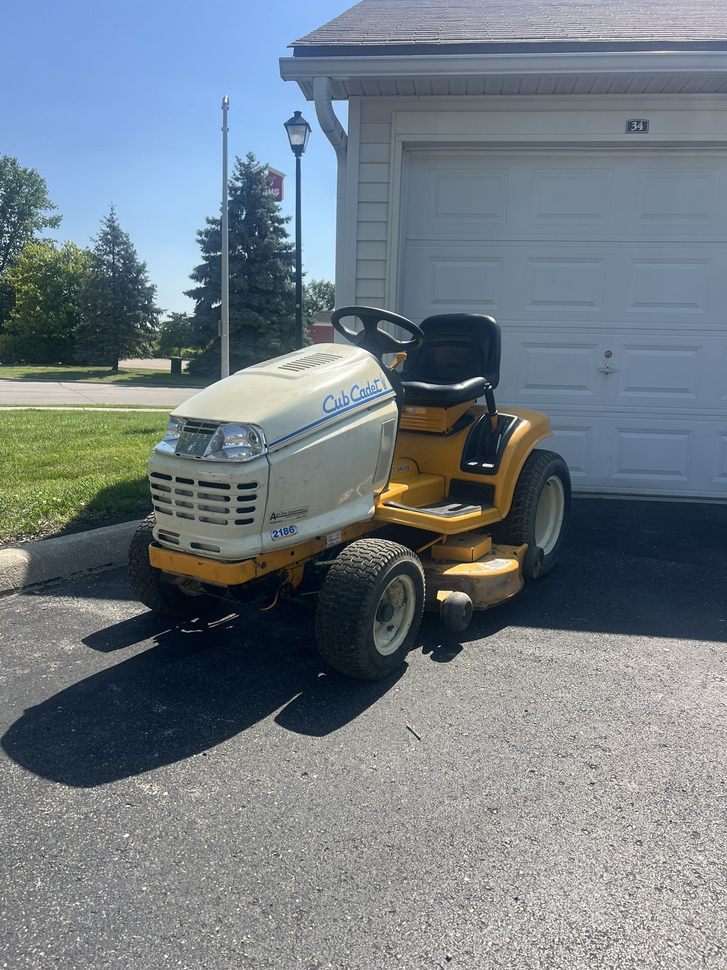 π‘ Cub Cadet 2186 Riding Mower β Kohler Command 18HP β Runs & Mows Strong! π‘