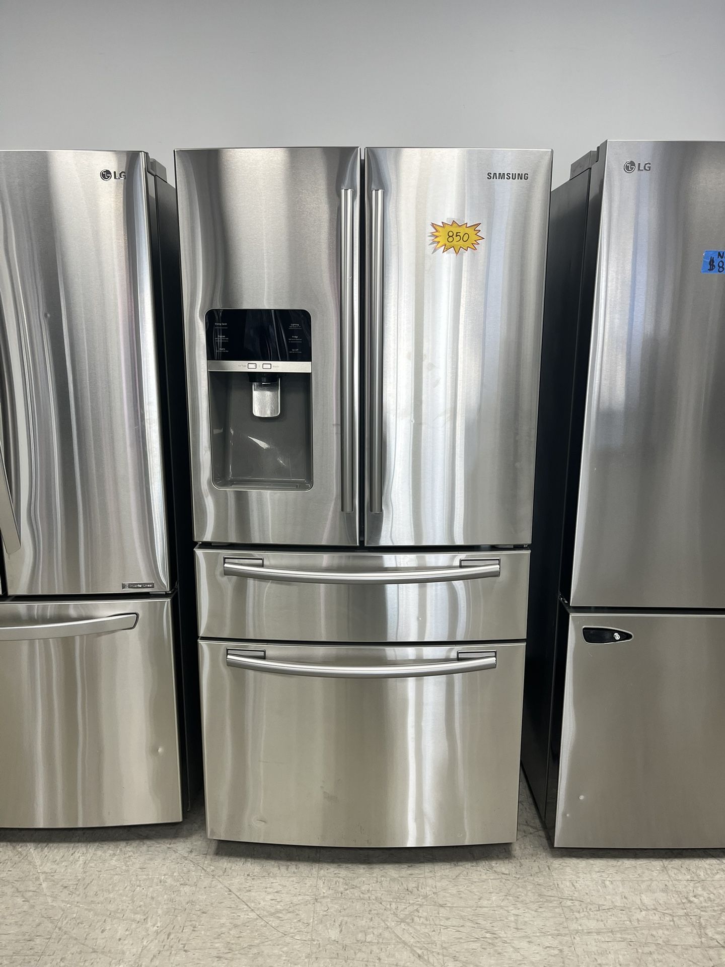 Samsung 33inch. 4-Door French Door with Ice Dispenser Stainless Steel Refrigerator 