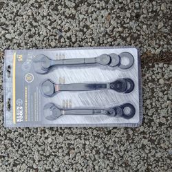 Klein Tools 8 Piece Ratcheting Box Wrench Set 