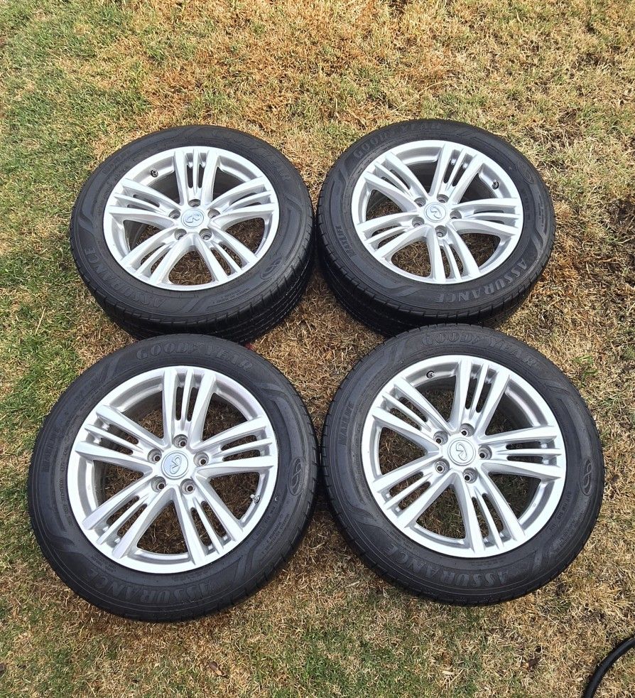 Infiniti G37 wheels 17x7.5 OEM