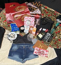 Mixed Lot Bundle — Clothing, Accessories & More