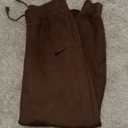 brown/black Nike Sweatpants/joggers