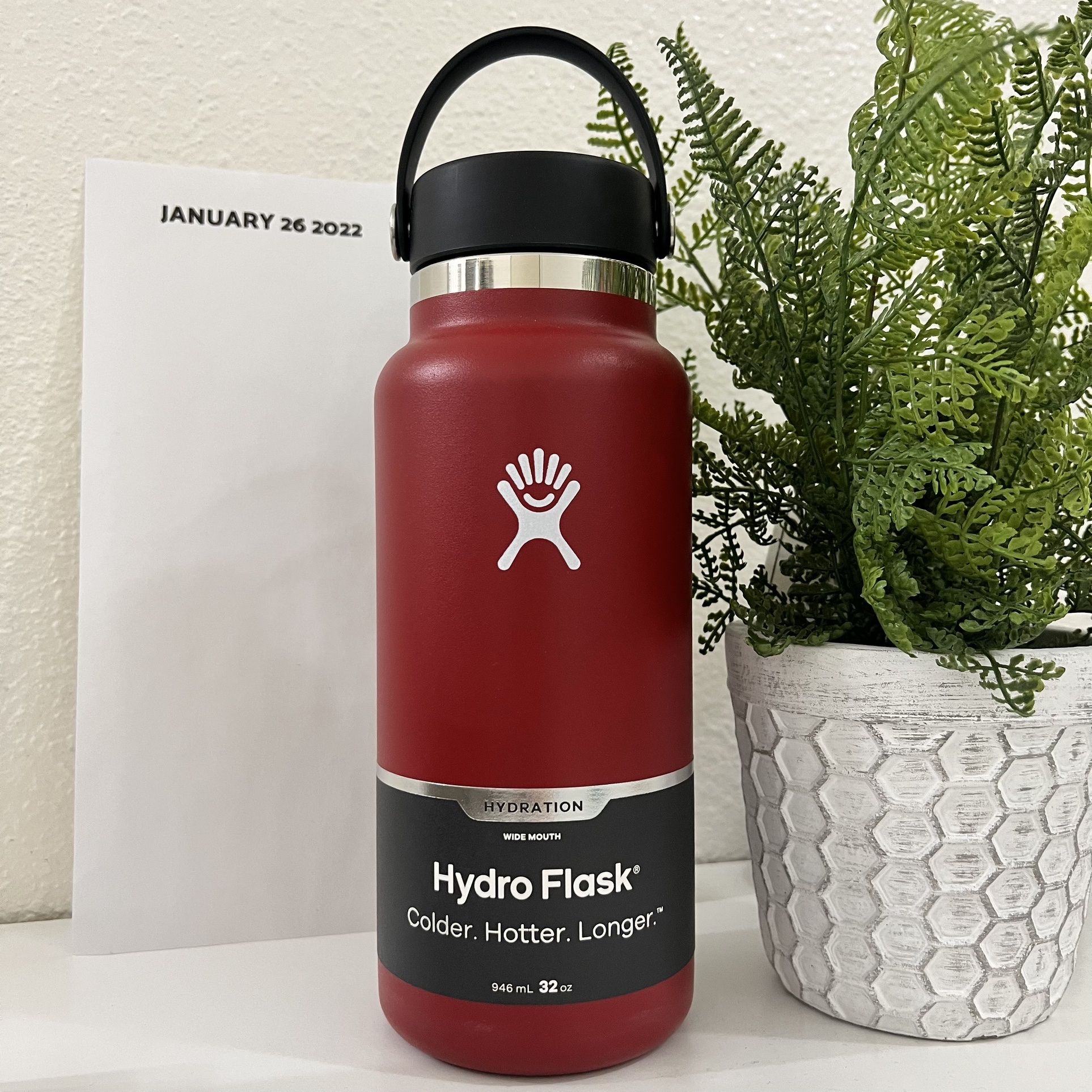 Hydro Flask 32oz for Sale in Long Beach, CA - OfferUp