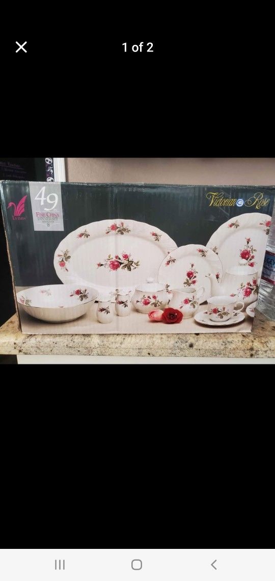 Lynn's Fine China - Victorian Rose 49-Piece Set (Discontinued & Collectable)