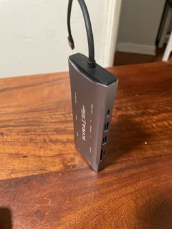 J5create USB-C 4K Triple display hub
