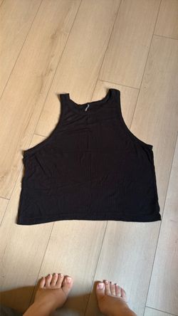 Black Ribbed Crop Tank Top