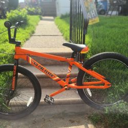 "SO CAL FLYER" 24". GREAT CONDITION 