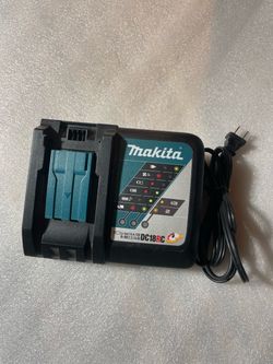 Makita charger