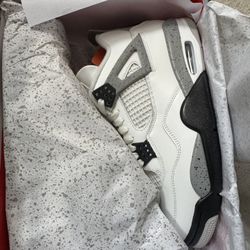 Jordan 4 White Cement Size 11.5, 12