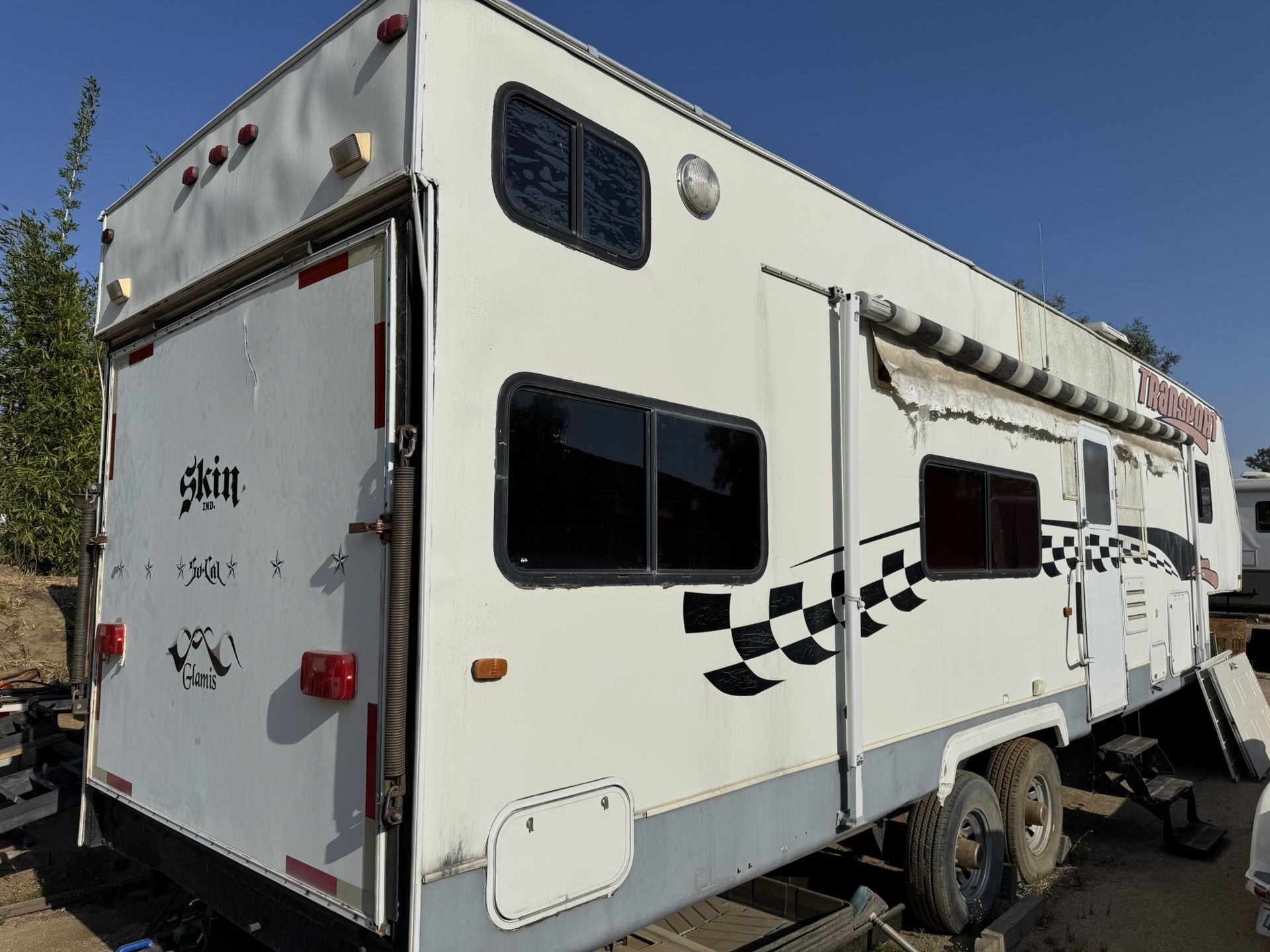 Fifth Wheel Toy Hauler