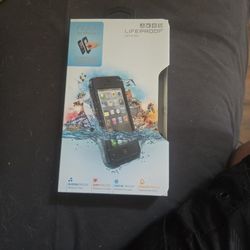 iPhone 5 life proof case