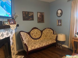 Victorian Style Couch