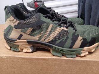 Steel Toe Shoes Size 40 NEW