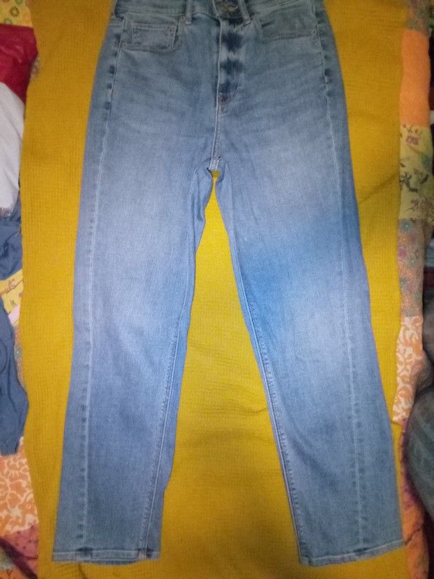 Women's Express Super High Rise Mom Jeans Size 2 R