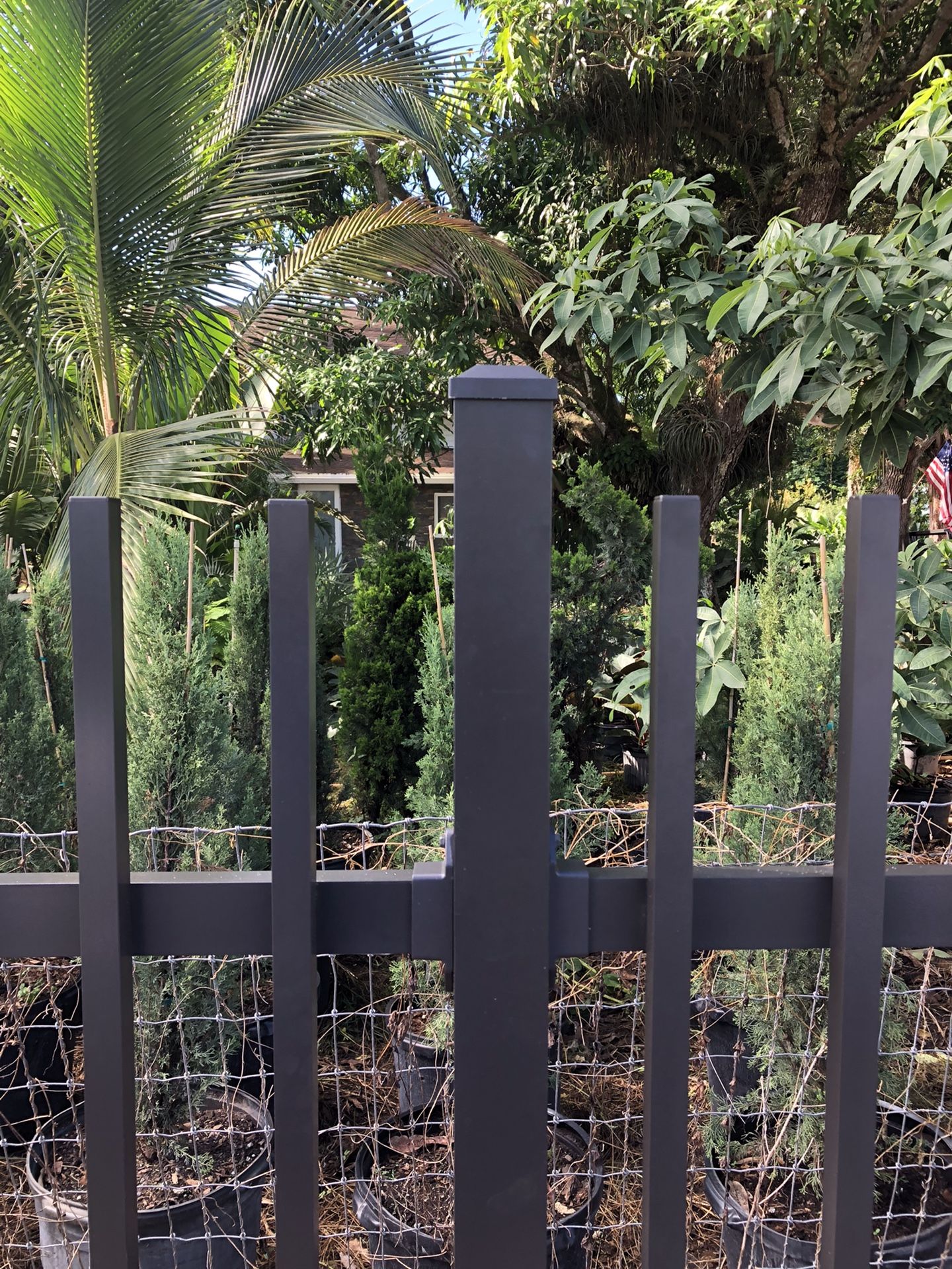 Aluminum Fence, Modern Picket Design By UZBE Fence Design & Installation. for Sale in Hialeah