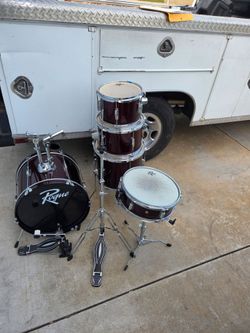 Rogue drum set