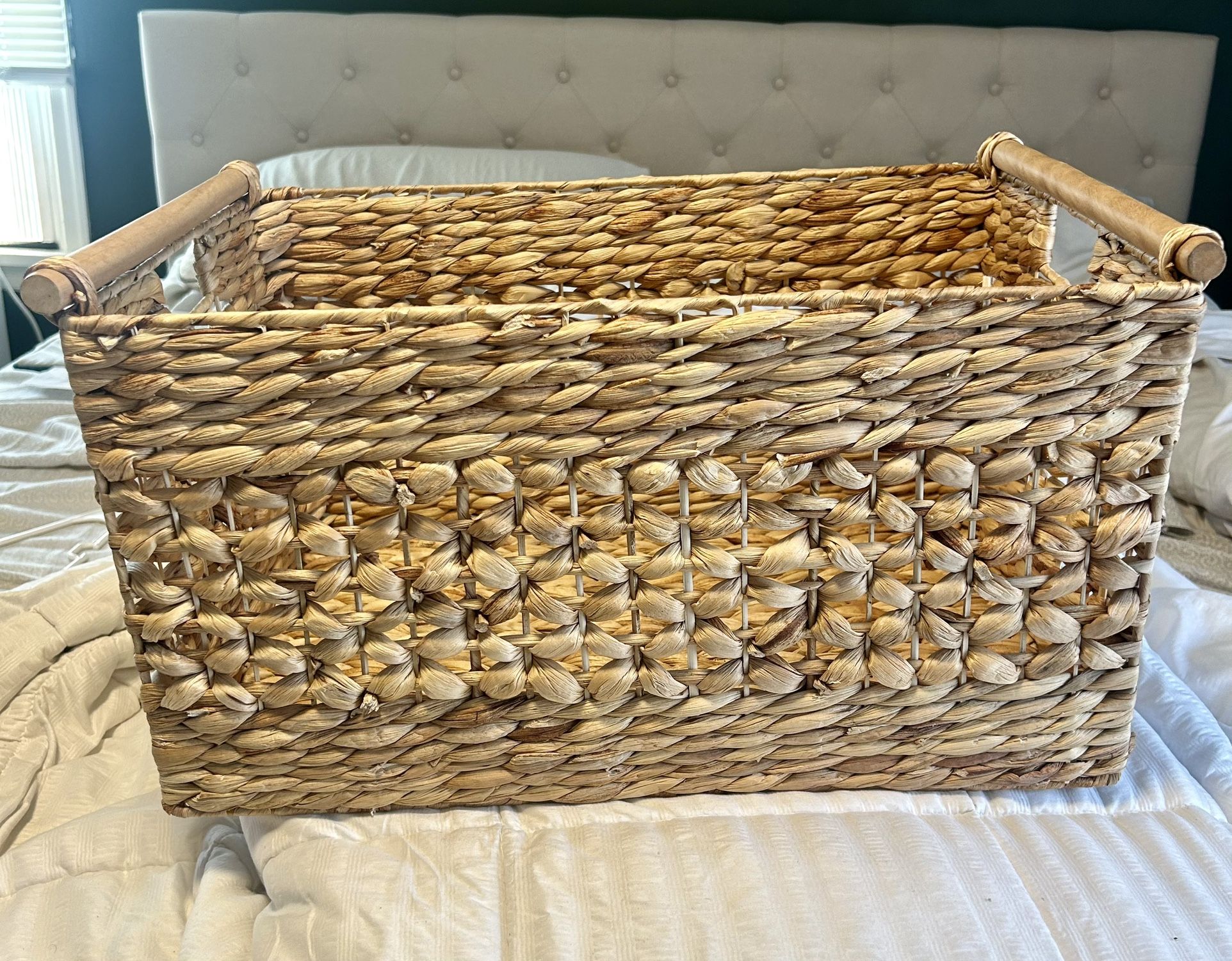 Hyacinth Blanket And Pillow Storage Bin