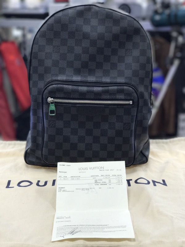 Louis Vuitton Josh D. Grap. Bag in mint condition w/ receipt!! for Sale in  Greensboro, NC - OfferUp