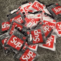 Supreme Socks