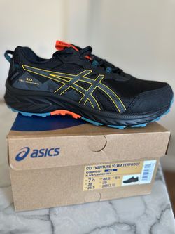ASICS GEL Venture 10  Size 7.5