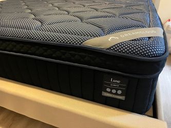 King Mattress - DreamCloud Premier Rest Hybrid, New Model, Open Box