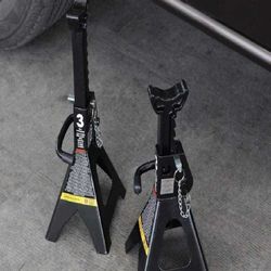 Heavy-Duty Jack Stands - Double Protection Design against new