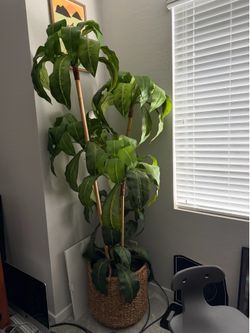 Decorative tree