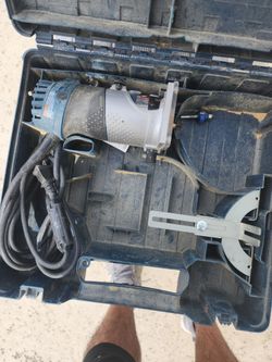 Bosch router
